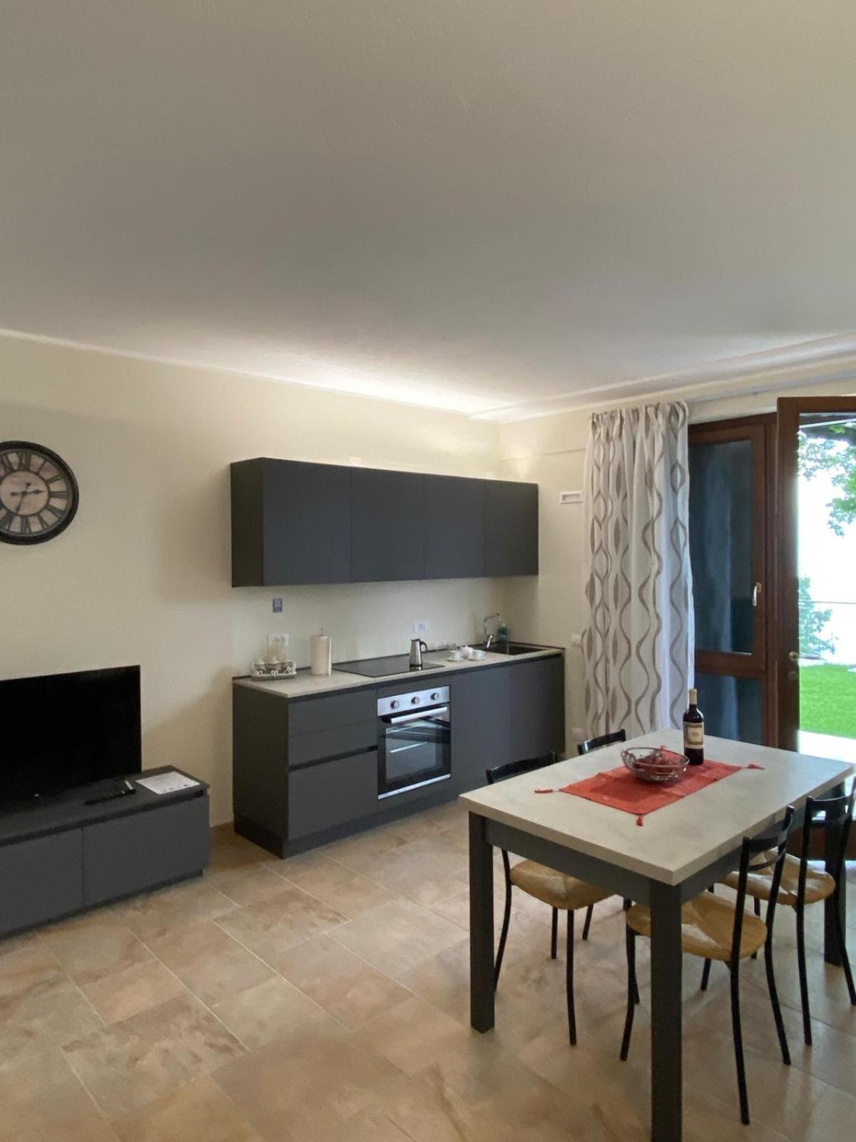 La Casa Di Pericle Aparthotel Brenzone sul Garda Εξωτερικό φωτογραφία